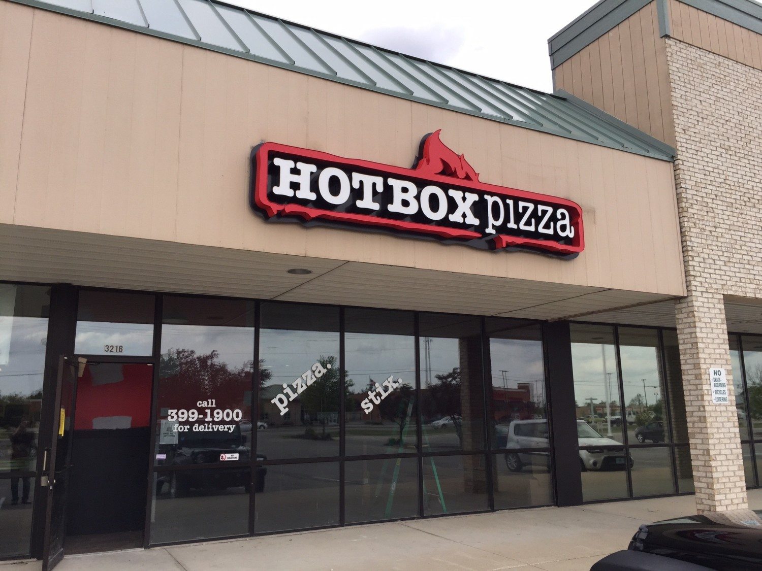 img-0455-hotbox-pizza